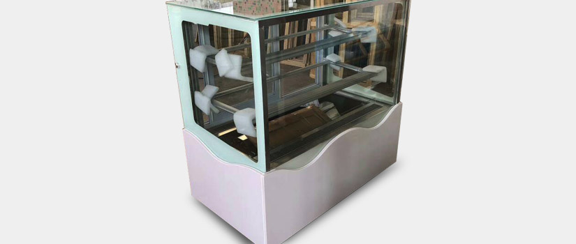 Straight Glass Display Counter